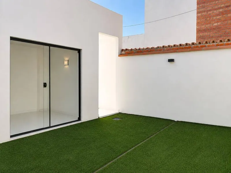 Casa de 4 dormitorios en venta sobre la av. Santos Dumont, Zona Sur: foto 5 de 9