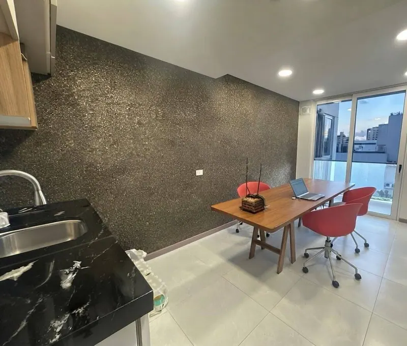 1-bedroom apartment for sale in the Klug building, Equipetrol: foto 1 de 6