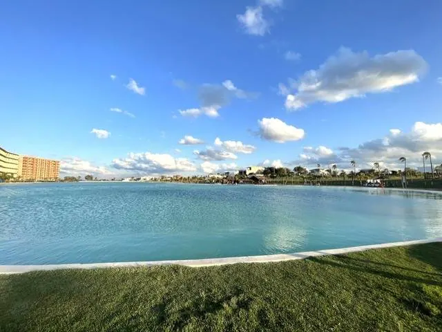Departamento amoblado de 2 dormitorios en venta en Mar Adentro, Urubó: foto 15 de 15