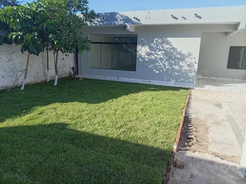 Casa de 3 dormitorios en venta en la comunidad La Enconada, Cotoca: foto 3 de 5