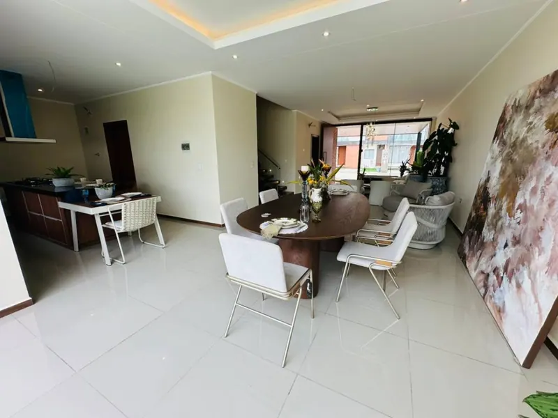 Casa de 4 dormitorios en venta en el condominio Joinville, Zona Norte: foto 8 de 31