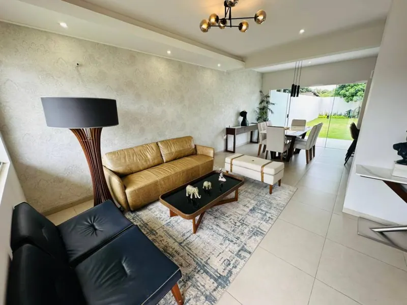 Casa de 120 m² en venta en la urbanización Motacú Norte: foto 2 de 23
