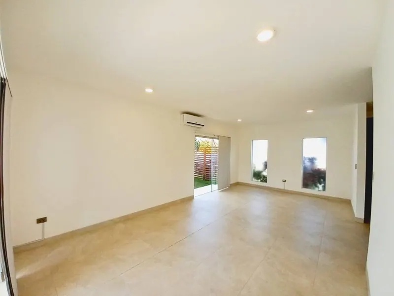 Casa de 3 dormitorios en alquiler en el condominio Bosques: foto 3 de 23