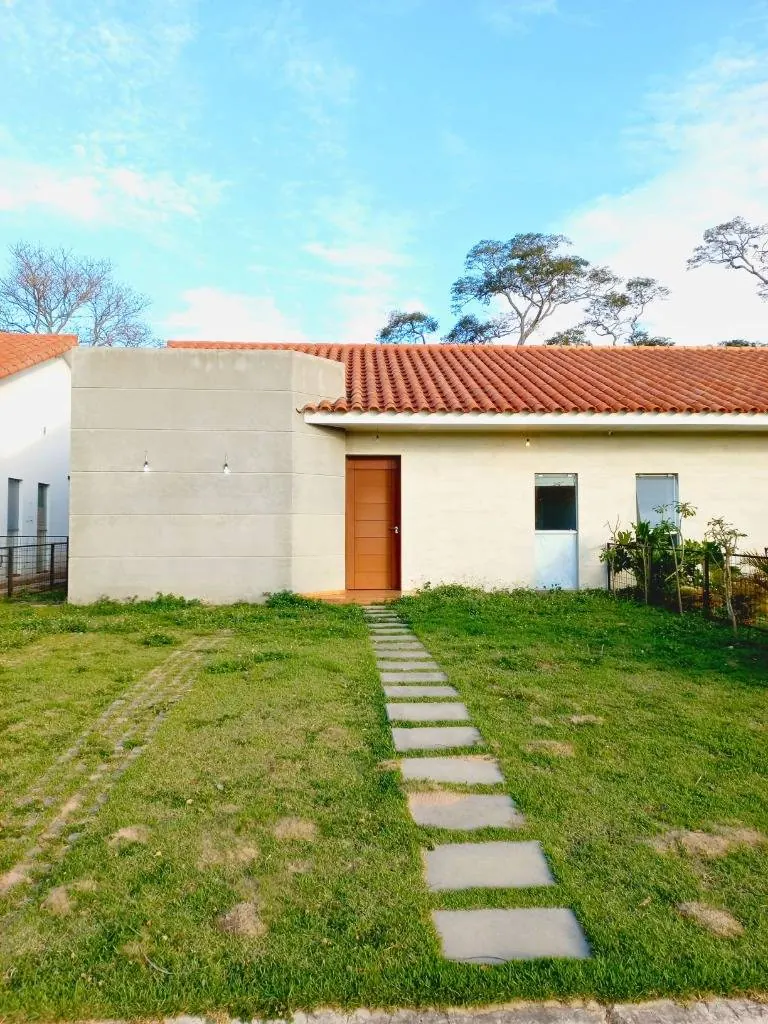 Casa de 3 dormitorios en venta en la urbanización Norte Verde, Warnes