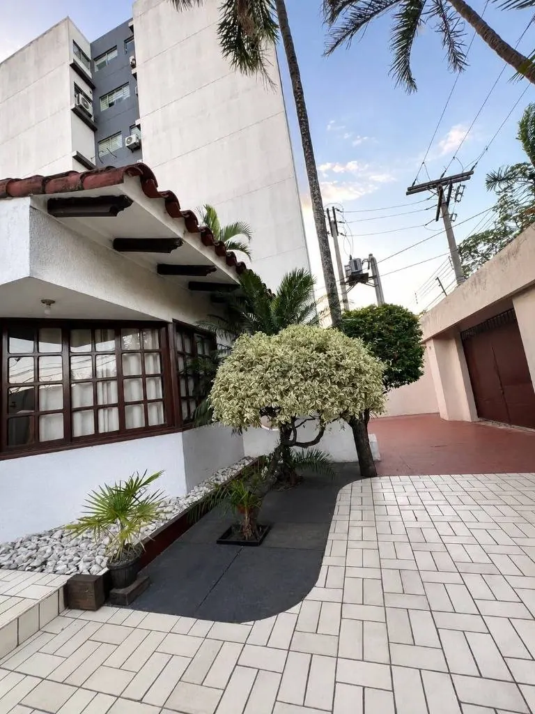 Corner house for sale on Avenida Paraguá, North Zone: foto 3 de 6