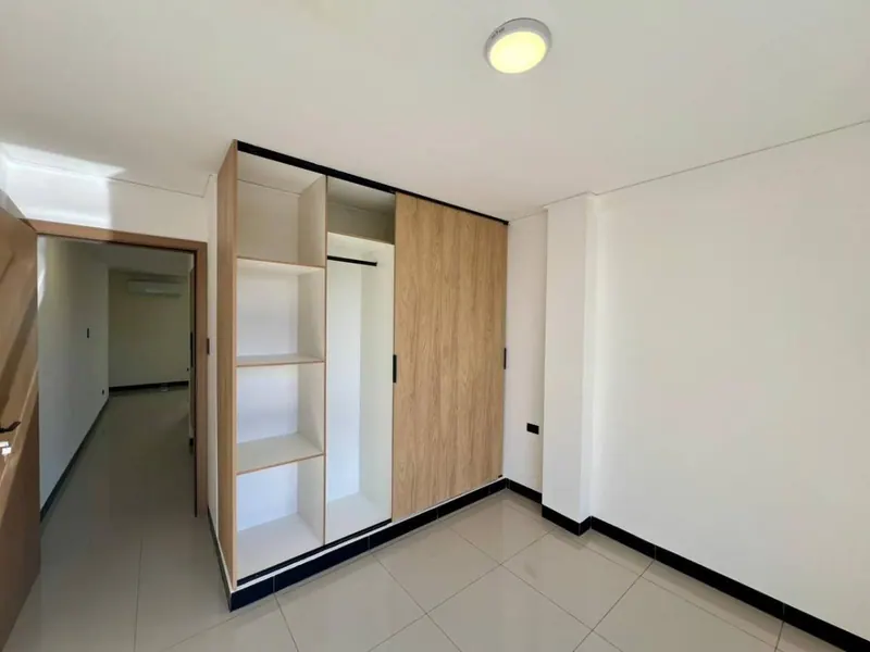 Departamento de 1 dormitorio en alquiler en Equipetrol, 39 m²: foto 3 de 11