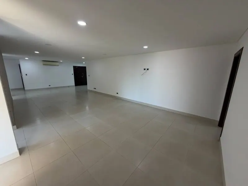 3-bedroom apartment for rent in the Castilla gated community: foto 30 de 46