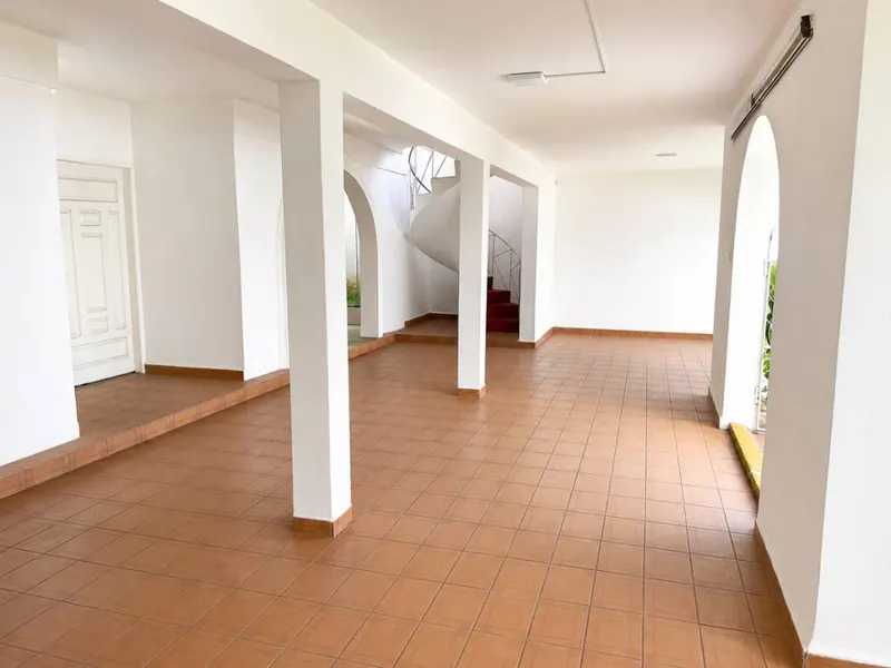 Casa de uso comercial en alquiler en Sirari, Equipetrol: foto 8 de 16