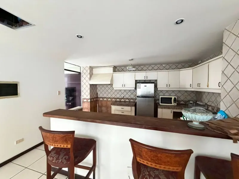 200 m² furnished apartment for anticrético in Edificio Iguazú: foto 2 de 12