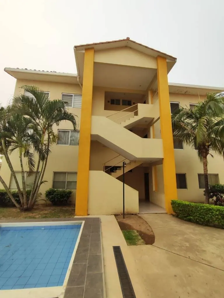 Departamento de 3 dormitorios en venta en el condominio Los Ángeles