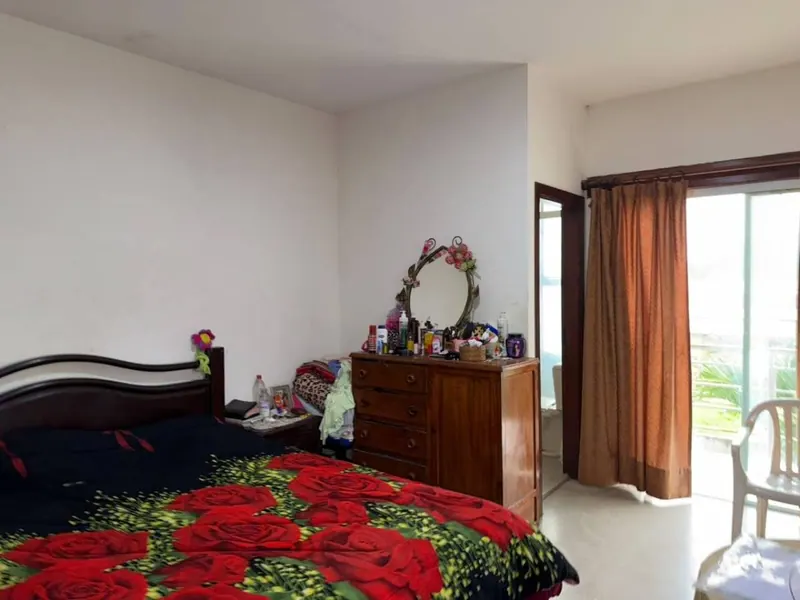 Casa de 4 dormitorios en venta en el barrio 4 de Octubre, Zona Sur: foto 3 de 9
