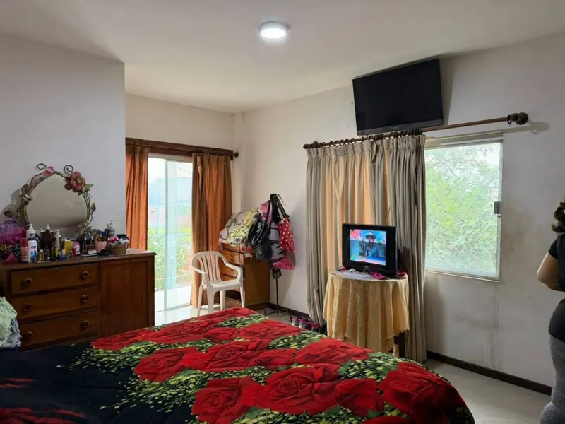 Casa de 4 dormitorios en venta en el barrio 4 de Octubre, Zona Sur: foto 6 de 9