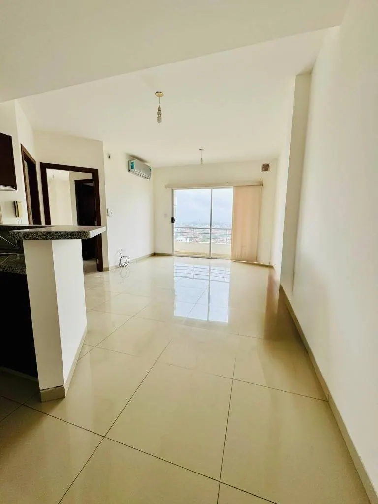 2 en-suite bedroom apartment for sale in Equipetrol, facing Sirari: foto 1 de 4