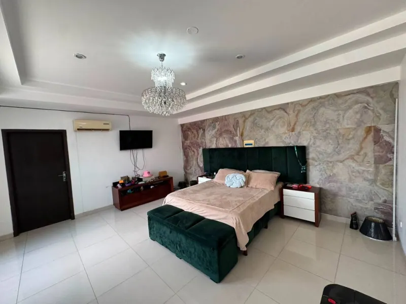 5-en-suite-bedroom house for sale in the Barrio Norte gated community: foto 4 de 55