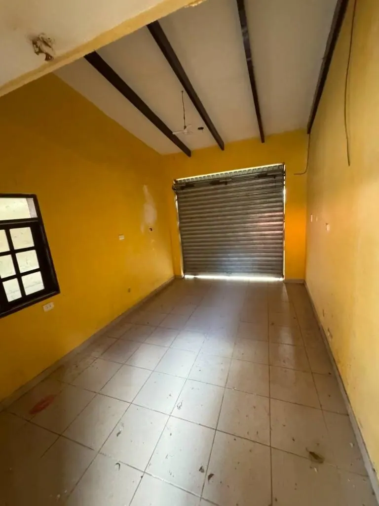 Galpón con 2 tiendas en venta en la Zona Sur, cerca del Abasto: foto 5 de 6