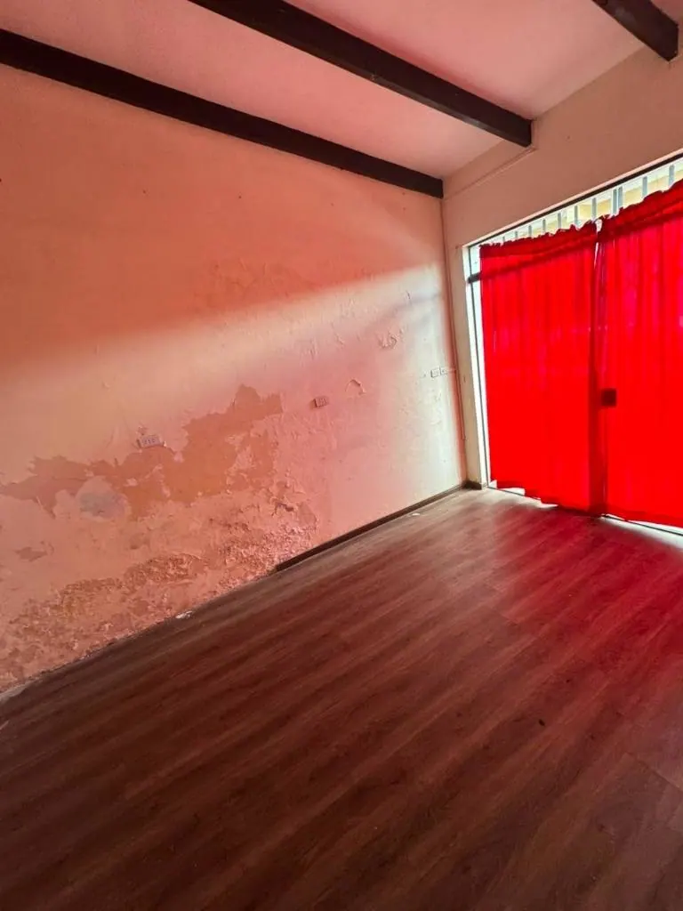 Galpón con 2 tiendas en venta en la Zona Sur, cerca del Abasto: foto 6 de 6