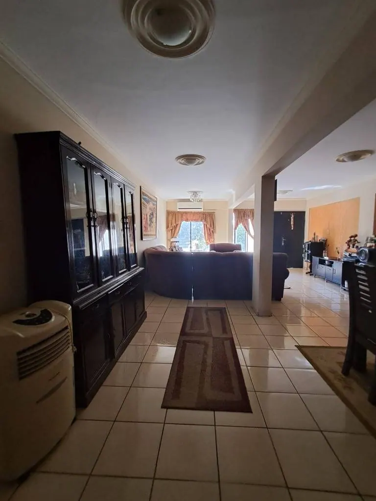 3-bedroom apartment for sale in the North Zone, with balcony: foto 2 de 10