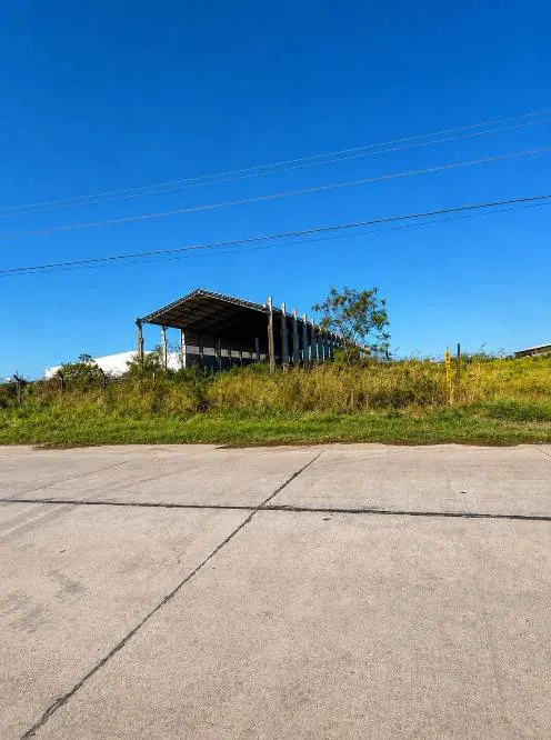 Terreno de 14.648 m² con tinglado en venta en el Parque Industrial: foto 3 de 3