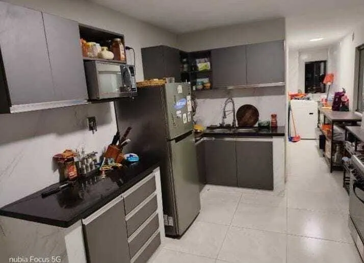 Edificio de 4 plantas en venta en la Zona Sur con locales comerciales: foto 9 de 10