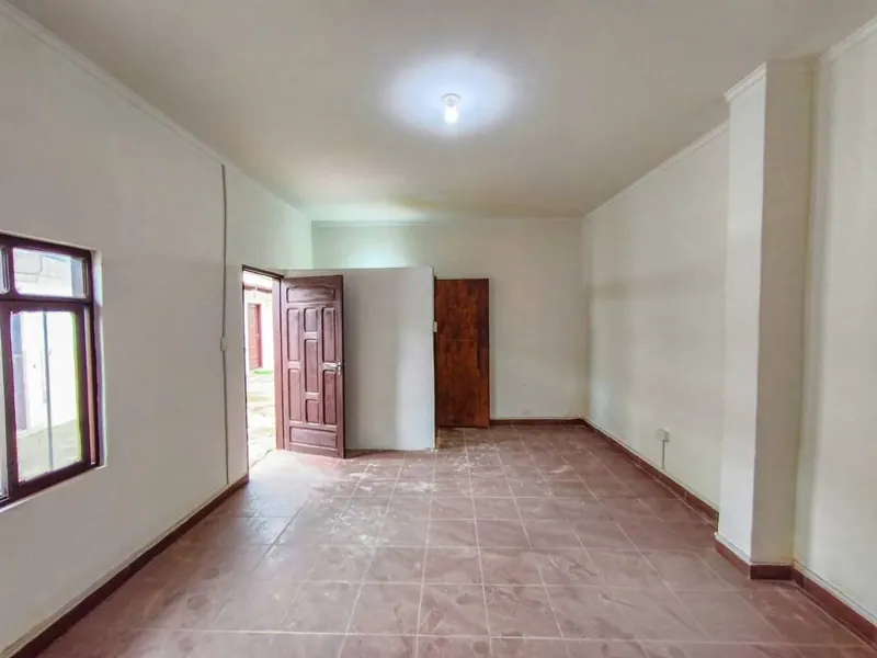 7-bedroom house for sale in the North Zone, Av. Juan Pablo II: foto 16 de 17
