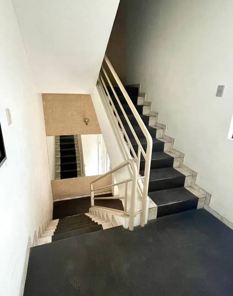 Edificio de 550 m² en venta en el Centro, calle Salvatierra: foto 5 de 8