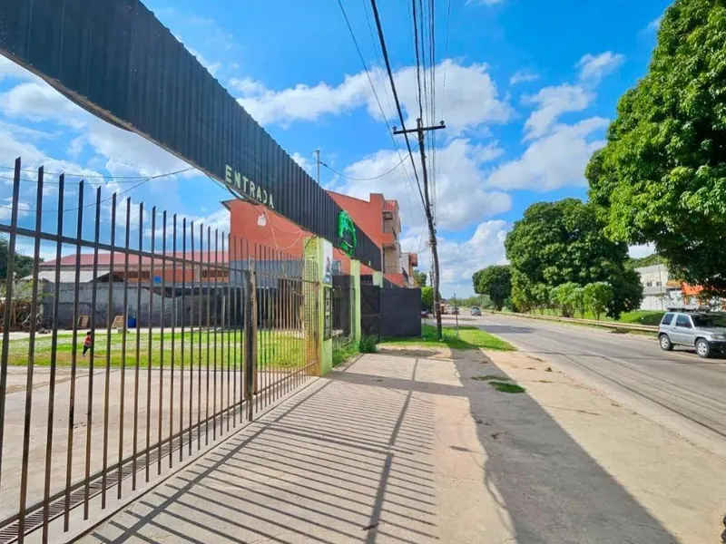 Commercial corner lot for rent in the North Zone, 946 m²: foto 3 de 14