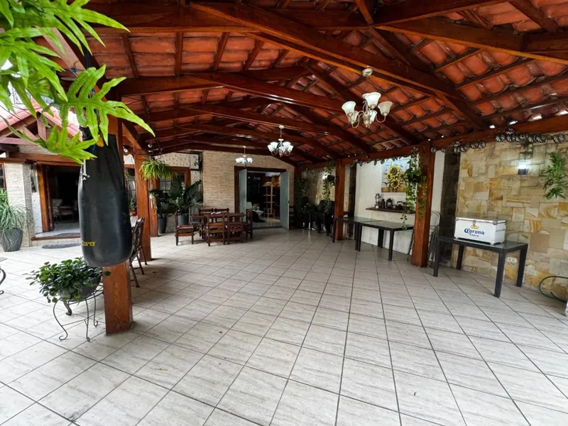 5-bedroom house for sale on Av. Alemana, 3rd ring: foto 3 de 31
