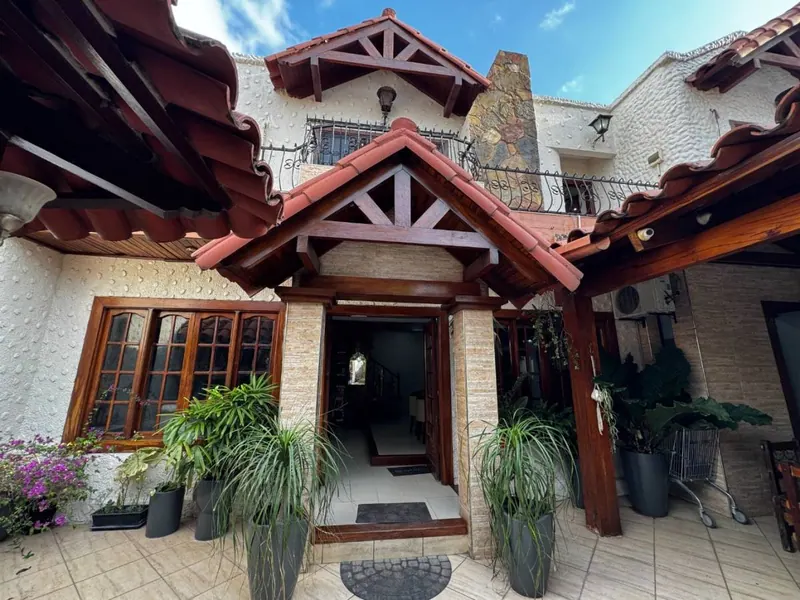5-bedroom house for sale on Av. Alemana, 3rd ring: foto 5 de 31