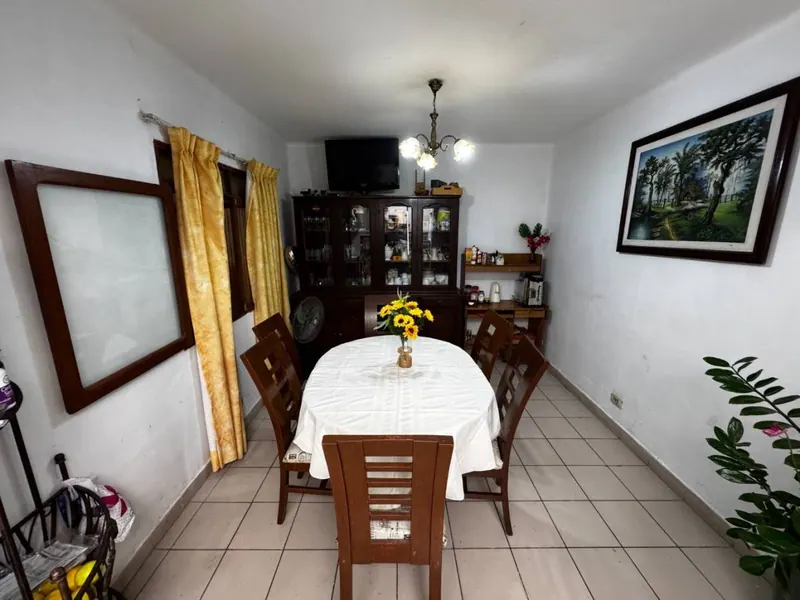5-bedroom house for sale on Av. Alemana, 3rd ring: foto 14 de 31