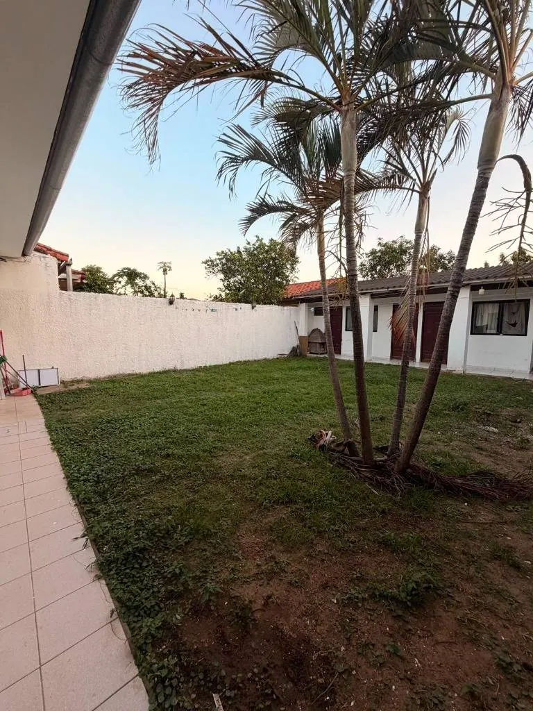Casa de 5 dormitorios en venta en la Zona Sur, terreno de 297,45 m²: foto 2 de 16