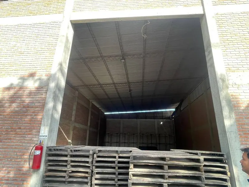 200 m² warehouse for rent in the Parque Industrial, East Zone: foto 3 de 5