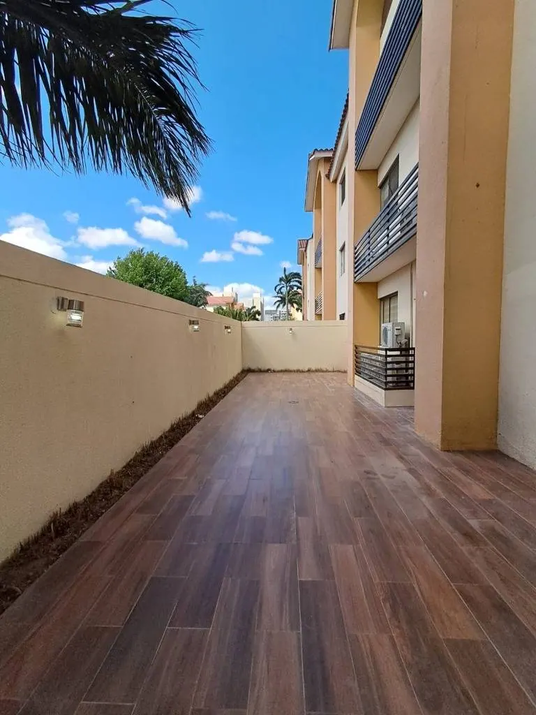 Departamento de 3 dormitorios en venta en el condominio Club Piazza: foto 12 de 20