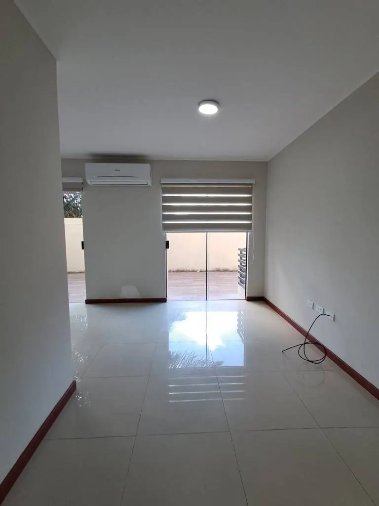Departamento de 3 dormitorios en venta en el condominio Club Piazza: foto 14 de 20