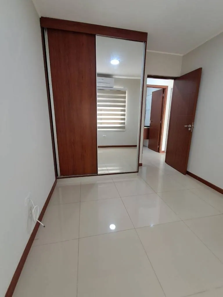Departamento de 3 dormitorios en venta en el condominio Club Piazza: foto 18 de 20
