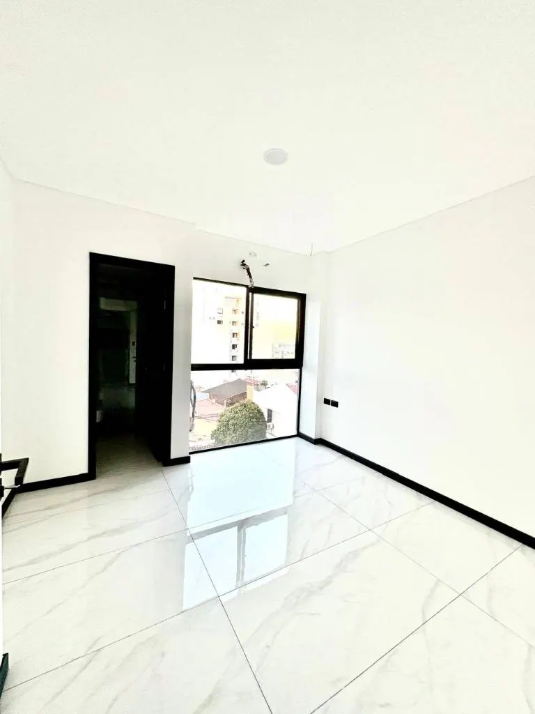 Departamento de 1 dormitorio en alquiler en Stone 3, Equipetrol: foto 3 de 5