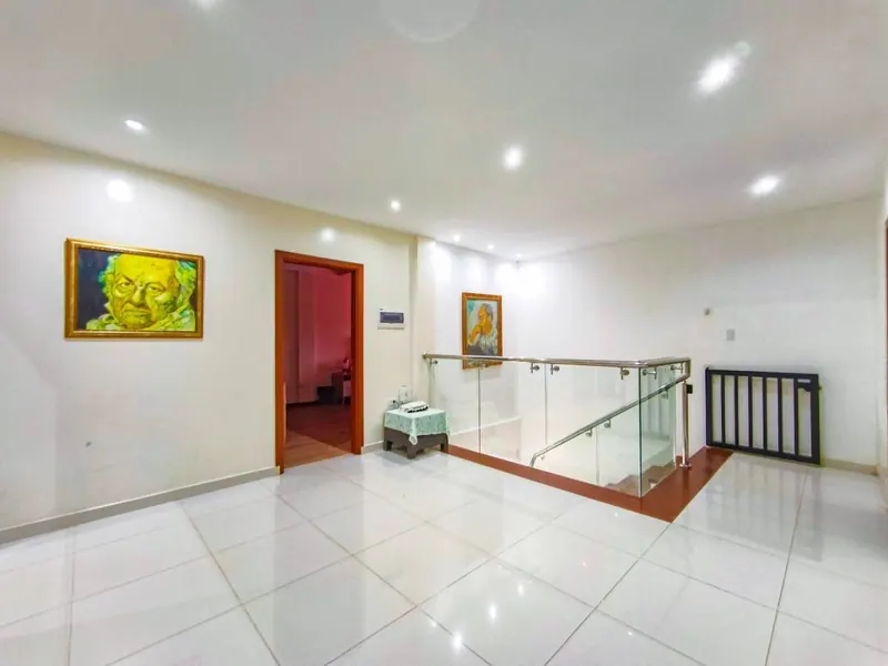 Casa de dos plantas en venta en la Urbanización Obelisco, Zona Este: foto 13 de 31