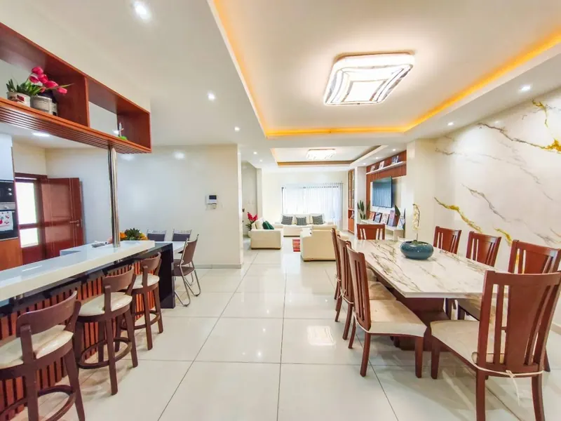 Casa de dos plantas en venta en la Urbanización Obelisco, Zona Este: foto 28 de 31