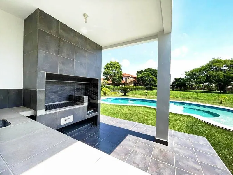 Casa de 3 suites con piscina en venta en Polo Country, Warnes: foto 12 de 18
