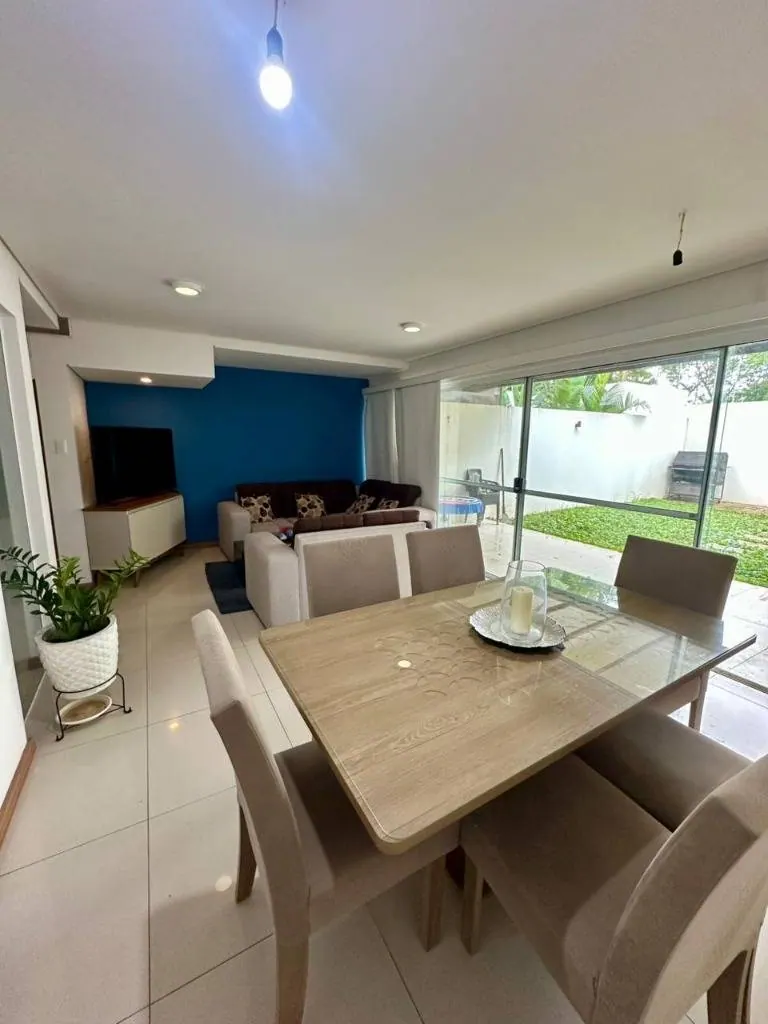 Furnished 3-bedroom house for sale in a gated community, West Zone: foto 4 de 11
