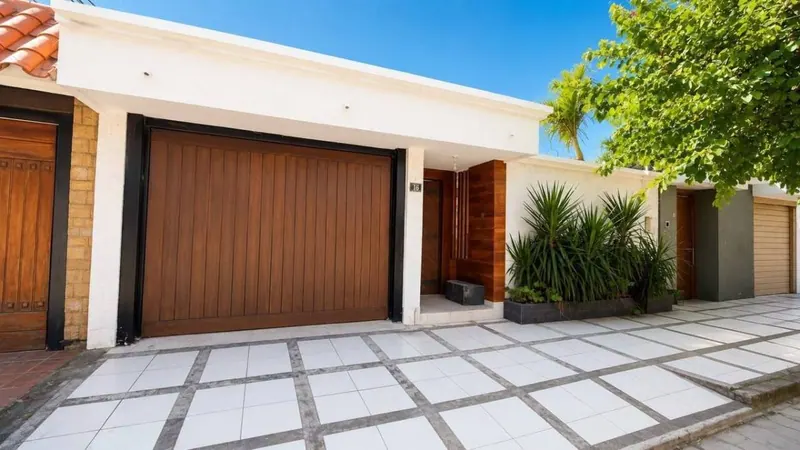 3-bedroom house with en-suite bathrooms for sale in Hamacas