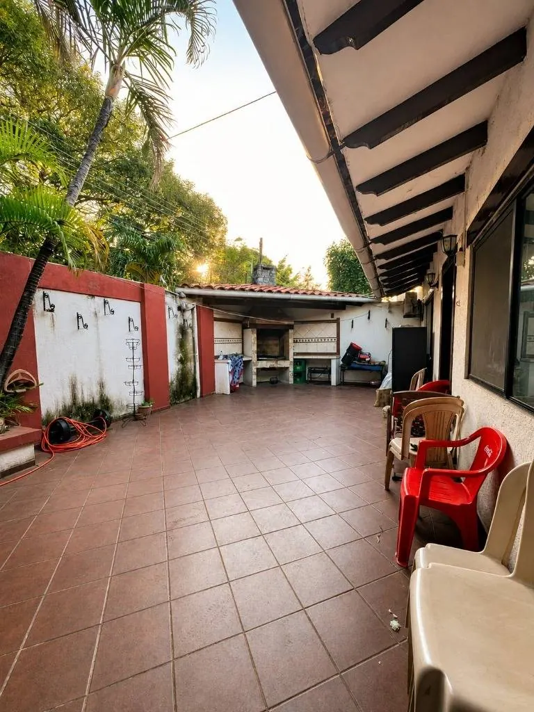 Casa de 3 dormitorios en esquina en venta en la Zona Oeste: foto 6 de 9
