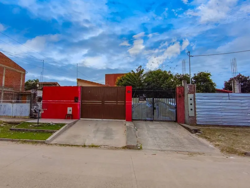 Casa con dos construcciones en venta en San Aurelio, Zona Sur: foto 2 de 16