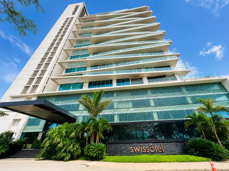 2-bedroom partly furnished apartment for rent at Swissôtel