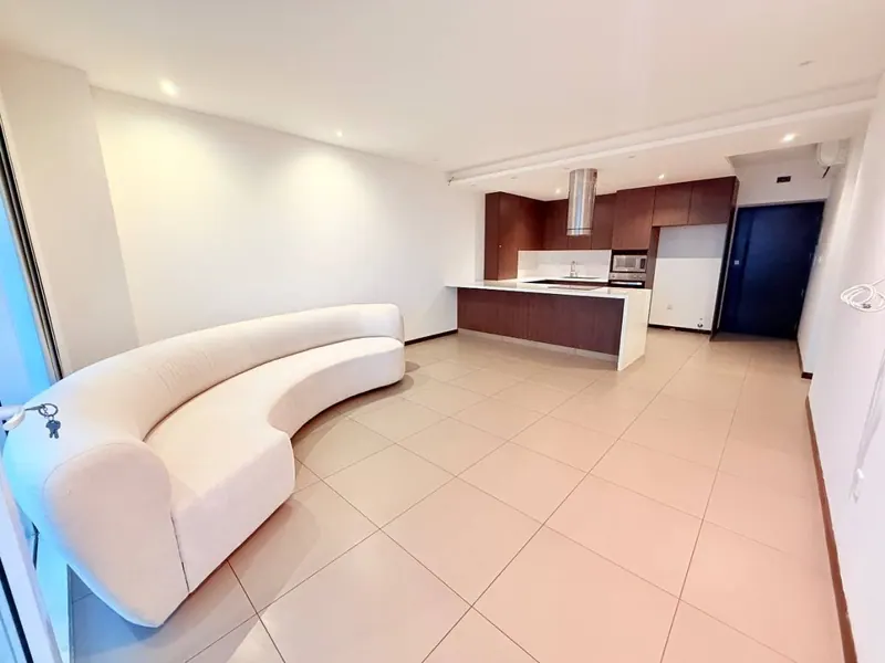 2-bedroom partly furnished apartment for rent at Swissôtel: foto 5 de 16