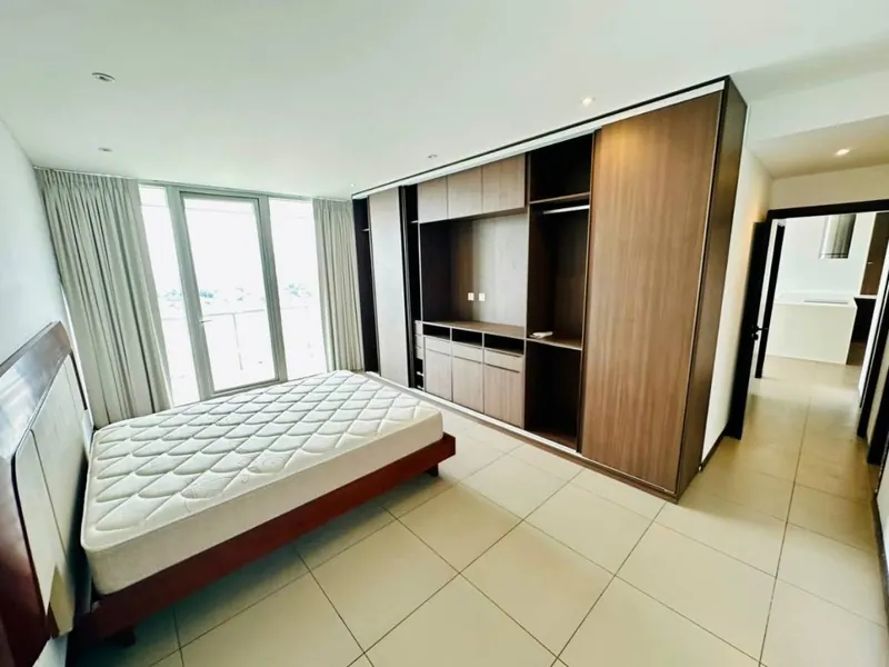 2-bedroom partly furnished apartment for rent at Swissôtel: foto 7 de 16