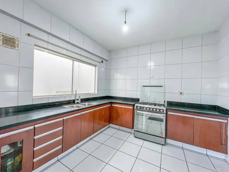 Edificio en venta en la Zona Norte, sobre el canal Pedro Vélez: foto 8 de 15