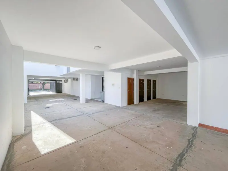 Edificio en venta en la Zona Norte, sobre el canal Pedro Vélez: foto 15 de 15