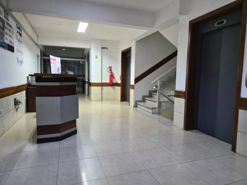 Oficina de 24 m² en alquiler en el Centro: foto 6 de 9