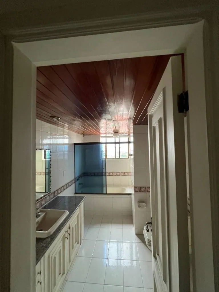 Departamento de 4 dormitorios en venta en el edificio Mediterráneo: foto 4 de 10