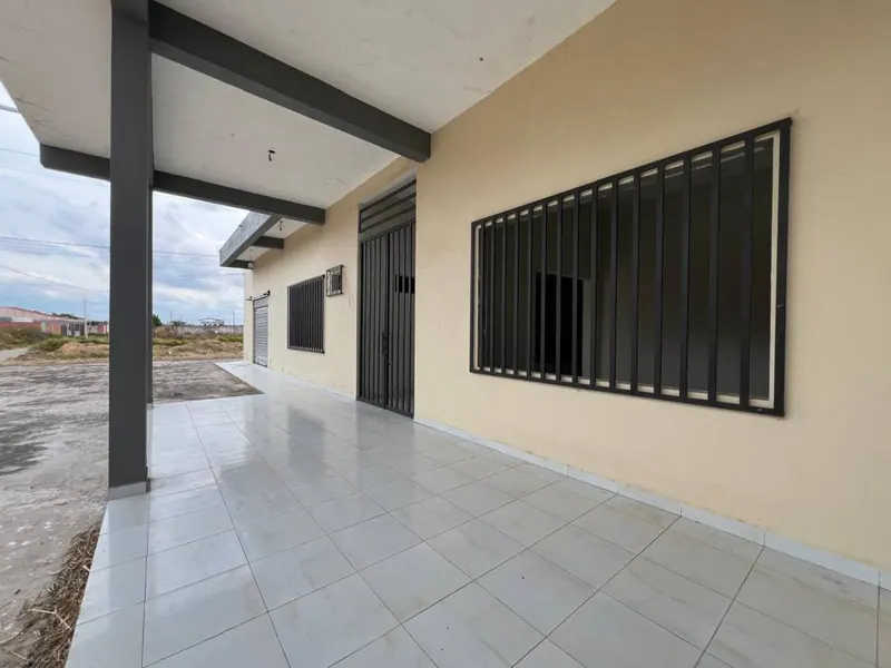 Corner house for commercial use for sale in Integración del Norte: foto 1 de 11